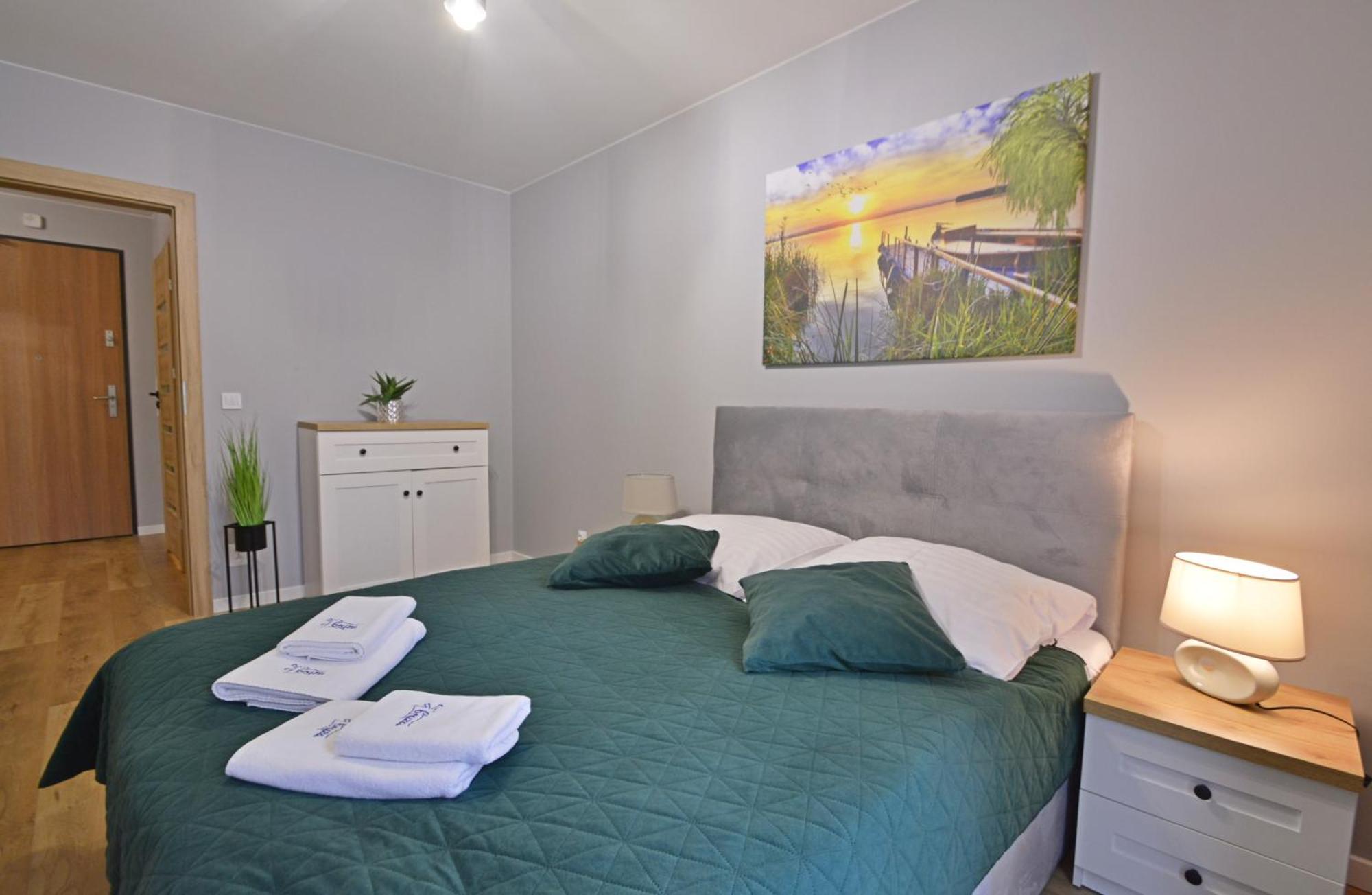 Sun Towers - Apartamenty Bryza - Apartamenty Z Parkingiem Swinoujscie Kültér fotó