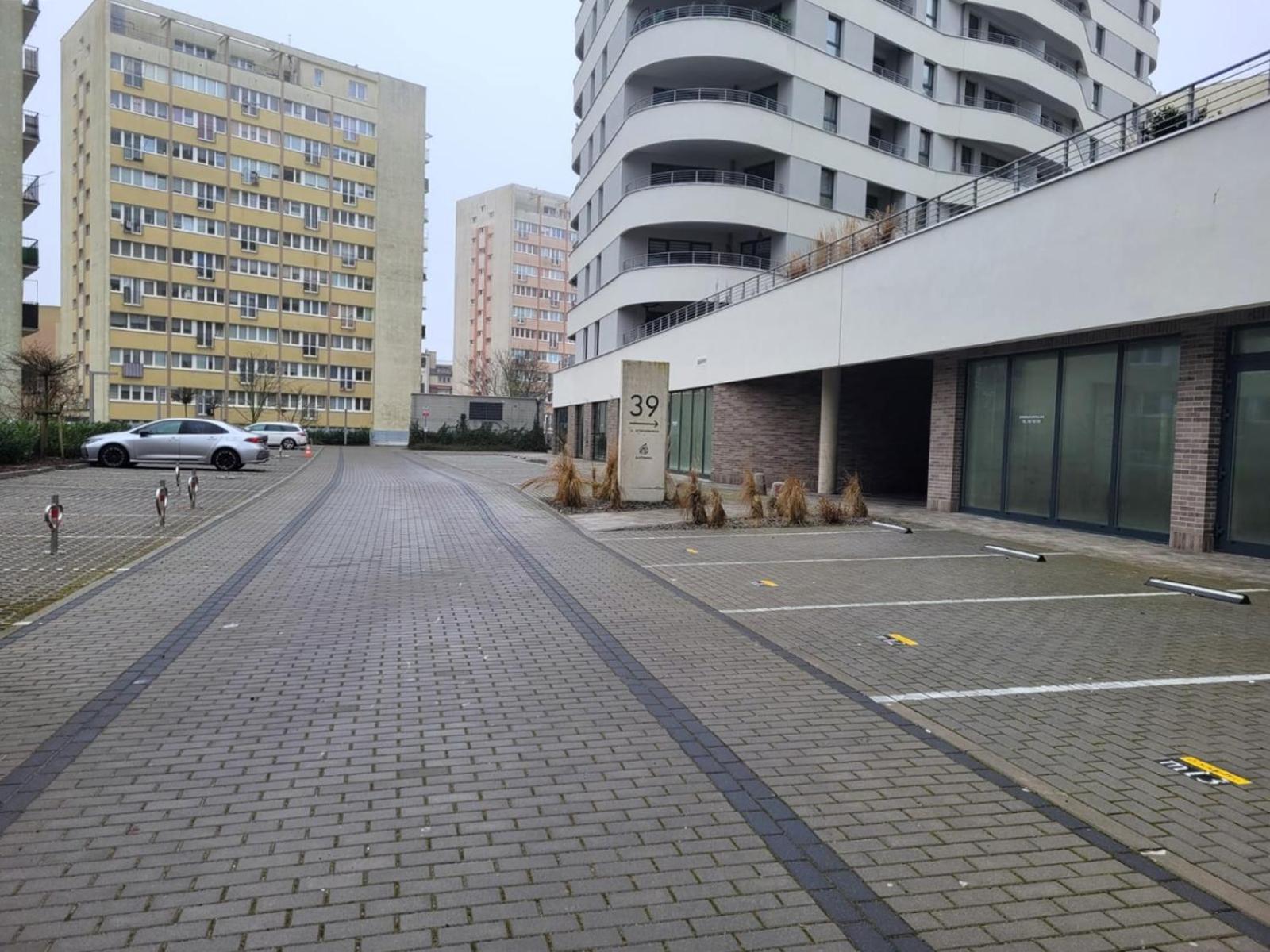 Sun Towers - Apartamenty Bryza - Apartamenty Z Parkingiem Swinoujscie Kültér fotó