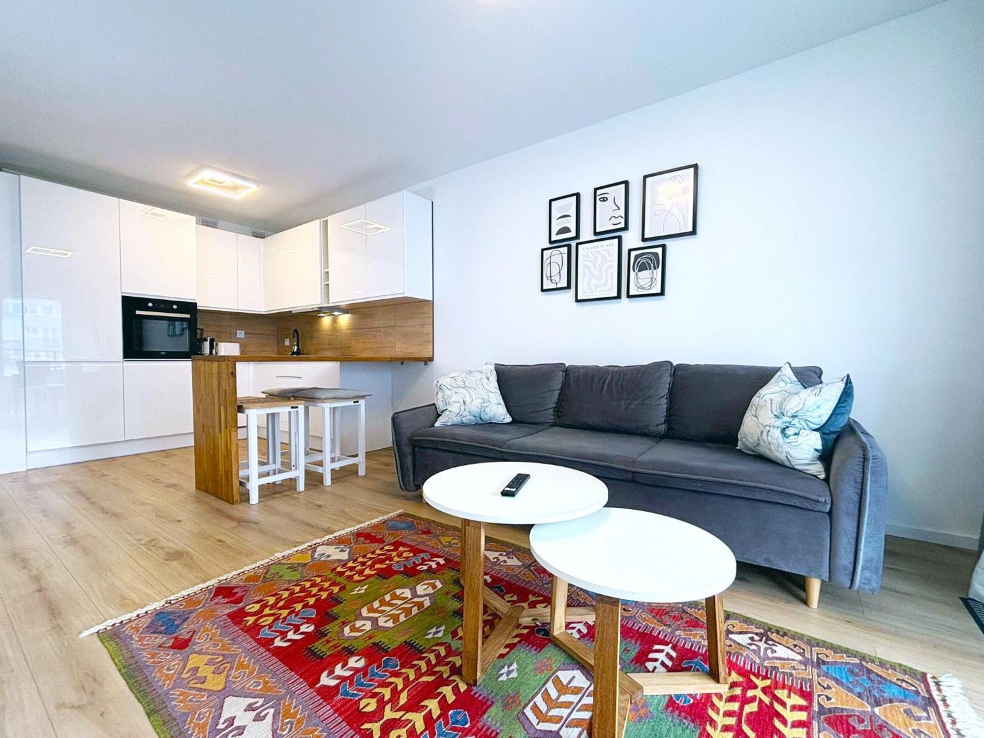 Sun Towers - Apartamenty Bryza - Apartamenty Z Parkingiem Swinoujscie Kültér fotó